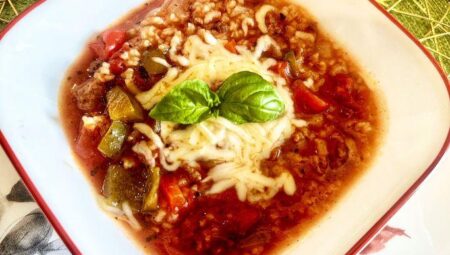 Slow Cooker Stuffed Pepper Soup