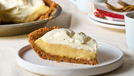 Eggnog Cream Pie with Gingersnap Crust