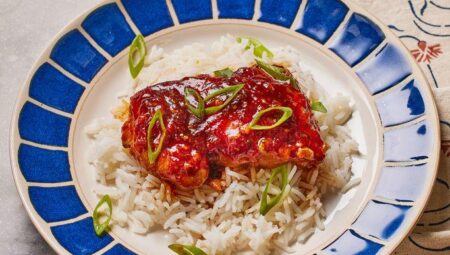 Honey-Garlic Slow Cooker Chicken Thighs