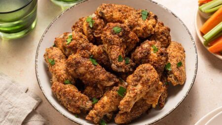 Awesome Crispy Baked Chicken Wings