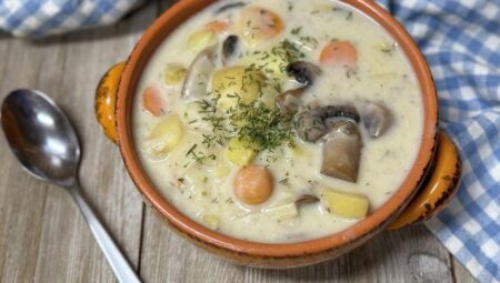 Russian Mushroom and Potato Soup