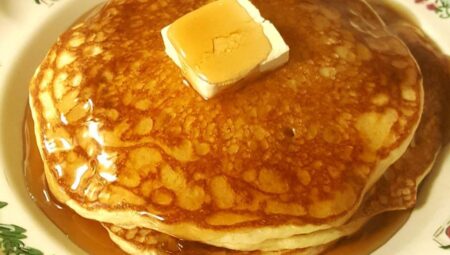 Mom’s Buttermilk Pancakes