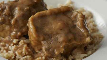 Oxtails with Gravy