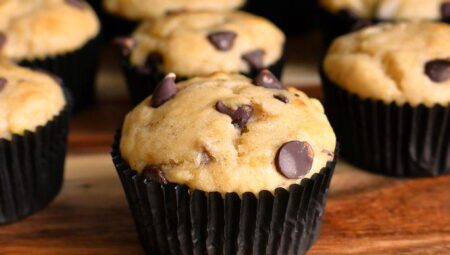 Banana Chocolate Chip Muffins