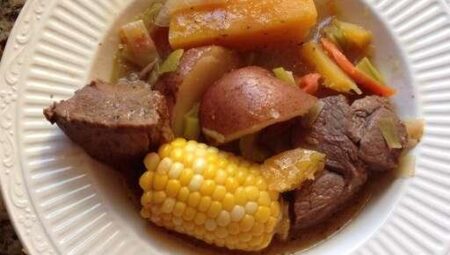 Cazuela de Vaca (Beef and Pumpkin Stew)